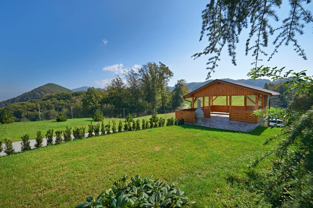 Farmhouse Lipoglav Loce pri Poljcanah Exterior photo